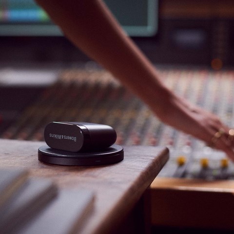 Bowers & Wilkins PI5 Trådløs in-ear hodetelefon
