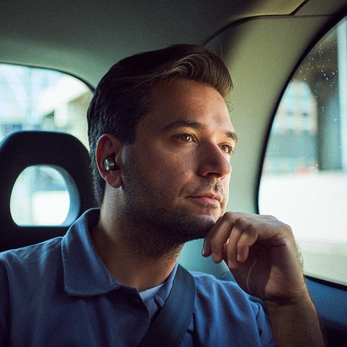 Bowers & Wilkins PI7 Trådløs in-ear hodetelefon
