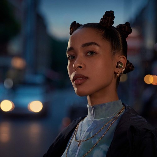 Bowers & Wilkins PI7 Trådløs in-ear hodetelefon