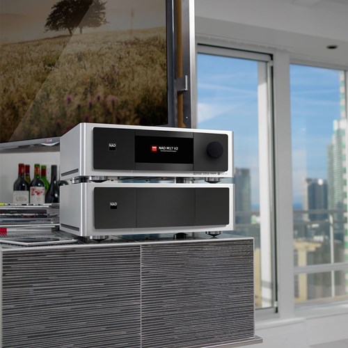 NAD M17 V2i Hemmabioförförstärkare