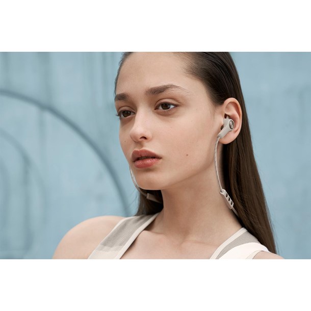 Køb Bang & Olufsen Beoplay Trådløse in-ear høretelefoner | 3 års