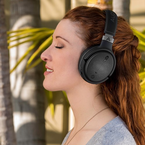 Audeze Mobius Gaming Headset