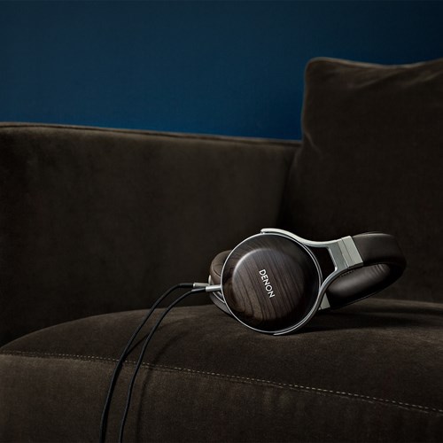 Denon AH-D5200 Head-fi headset
