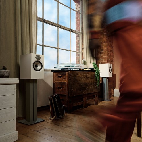 Bowers & Wilkins 606 S3 Kompakt højtaler